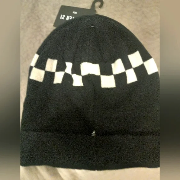 Forever 21 Toque - Picture 2 of 2